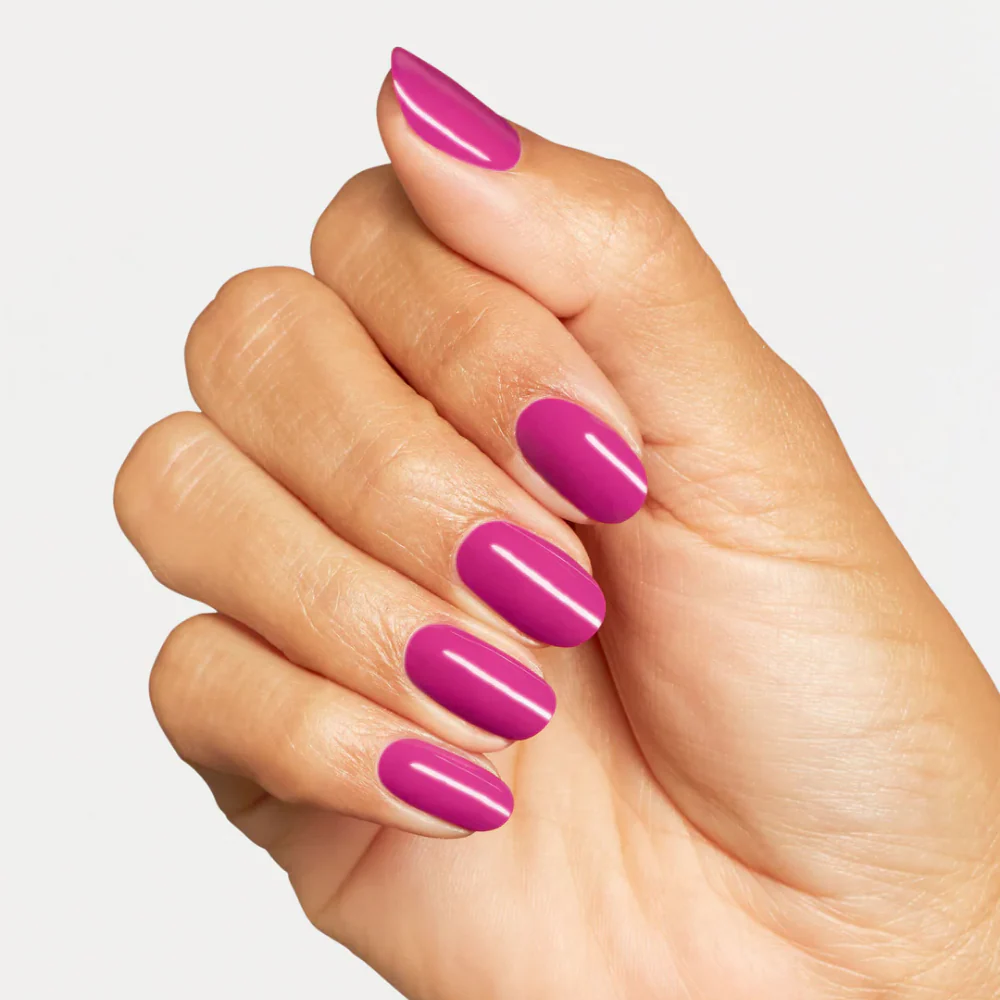 OPI Strawberry Cosmo Nail Polish 15ml