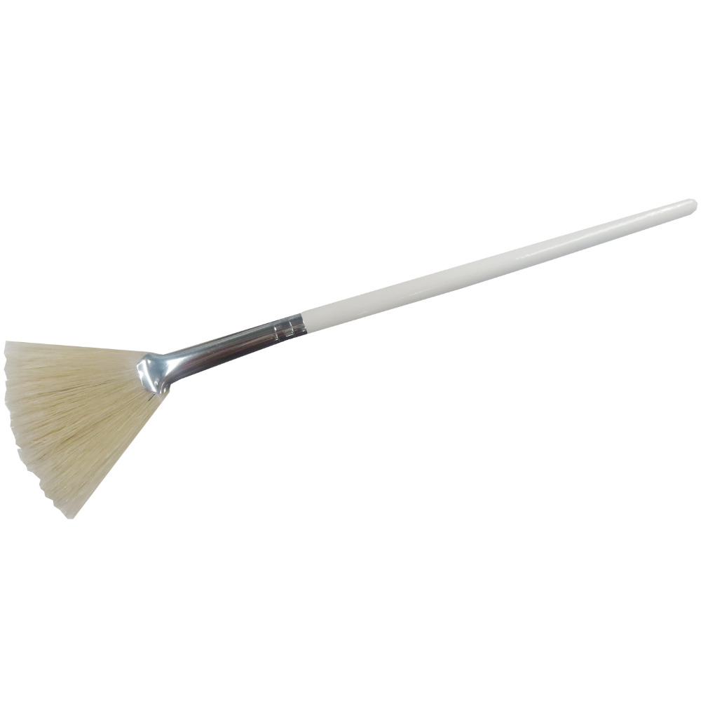 Dennis Williams Fan Mask Brush